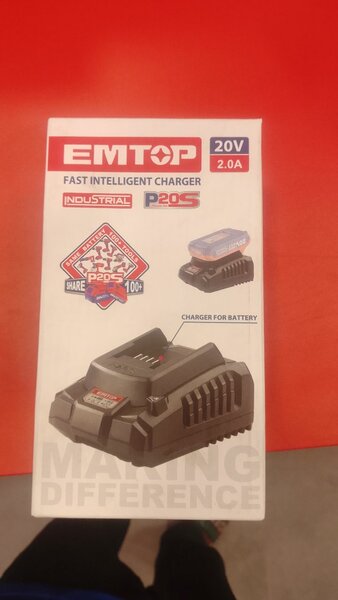 Chargeur rapide intelligent 20V