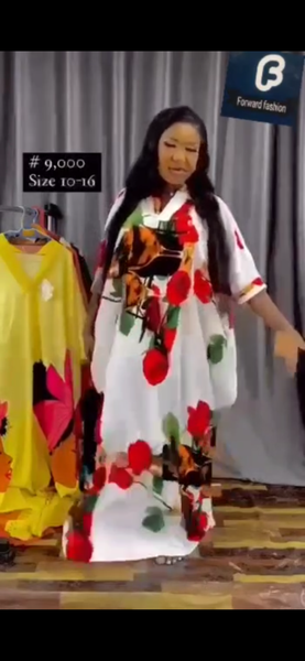 Robe Caftan Fleurie Élégante