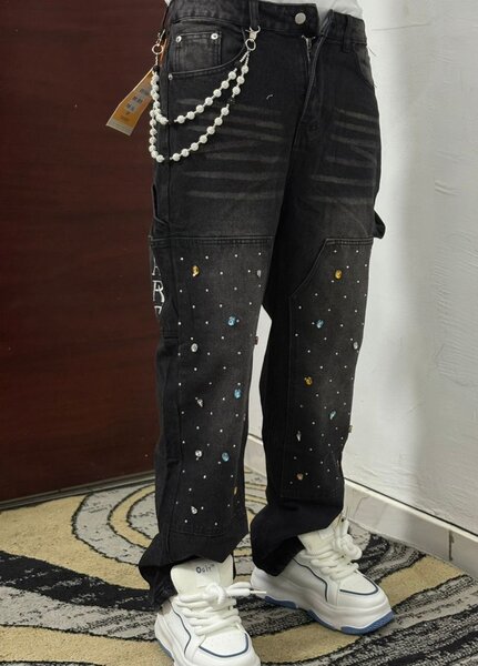 Jeans baggy tendance avec chaînes