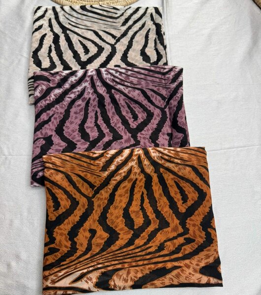 Foulard motif zèbra