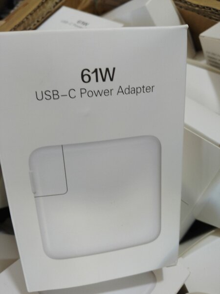 MacBook type-c charger 61 watts original
