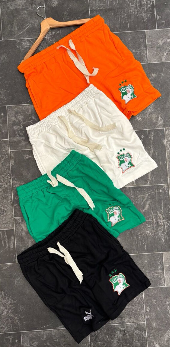 Shorts de football colorés