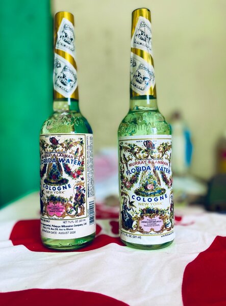Eau de Cologne florida water