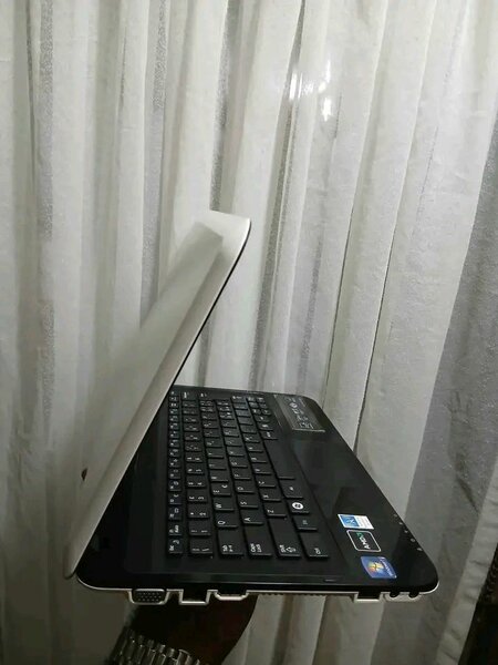 Samsung Laptop Compact et Puissant