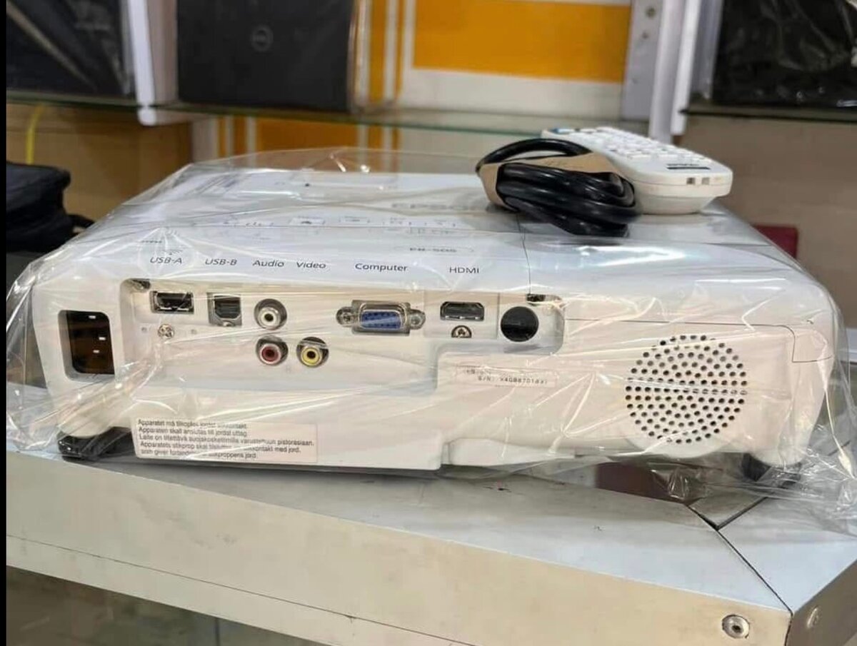 Projecteur Epson HDMI compact