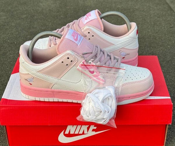 Baskets Nike Roses Femme