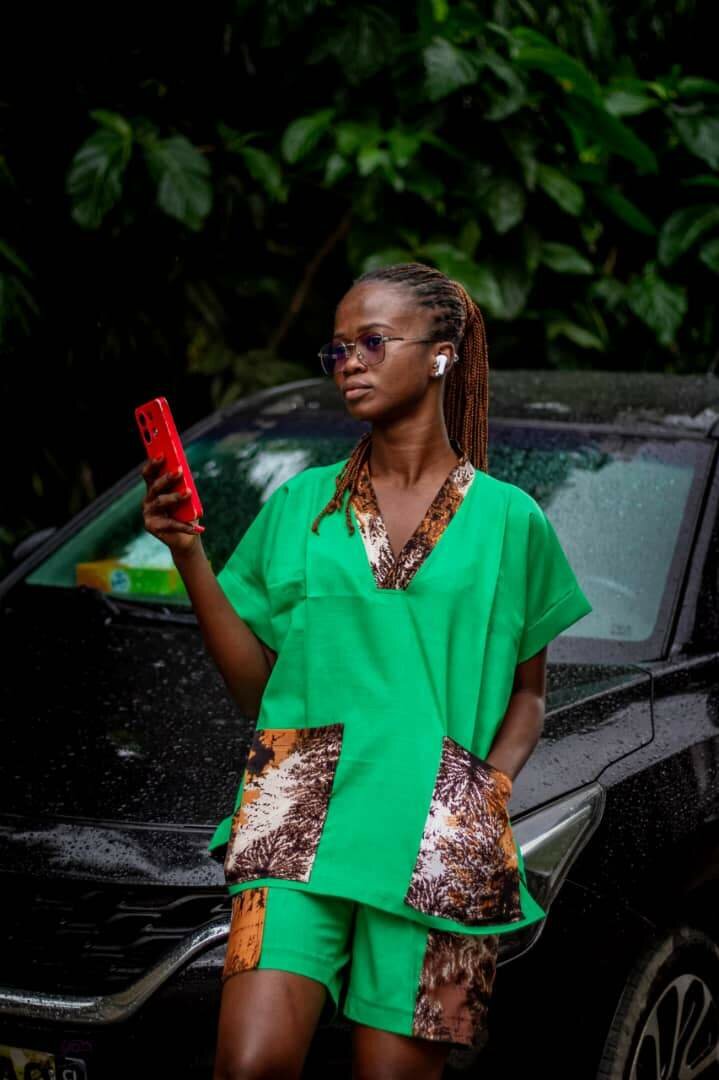 Tenue élégante verte