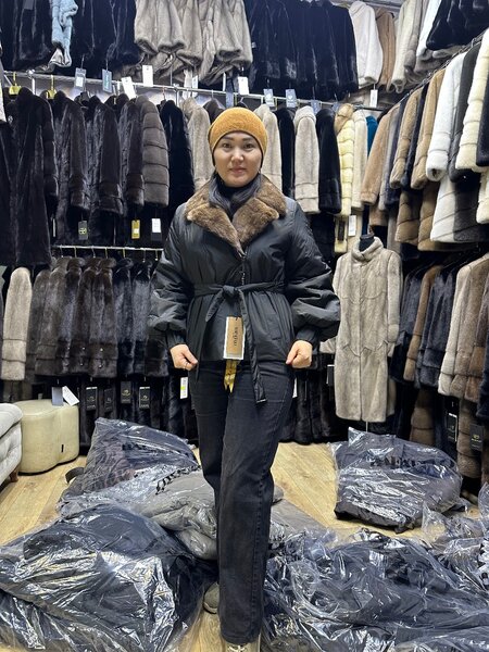 Плащи пальто