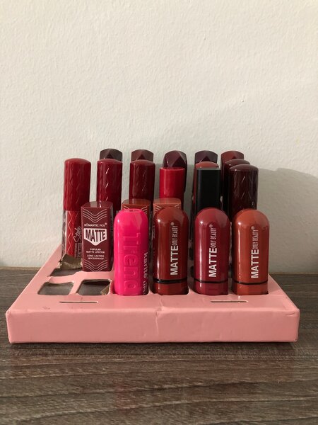 Ensemble de rouges à lèvres mats