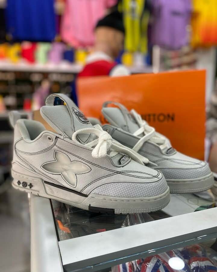 Lv shoes