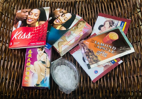 Préservatifs + lulu+ café