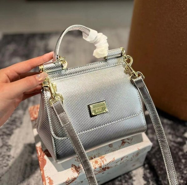 Ladies purses