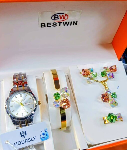 Montre BESTWIN avec ensemble de bijoux