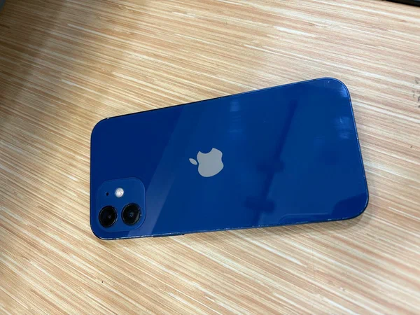 iphone 12 128giga tout passe