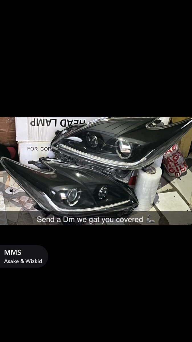 Toyota Prius 2015 headlight led type