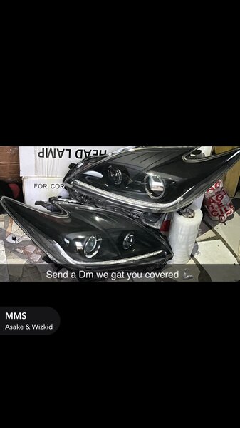 Toyota Prius 2015 headlight led type