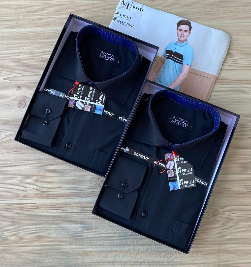 Mean shorts and long sleeves