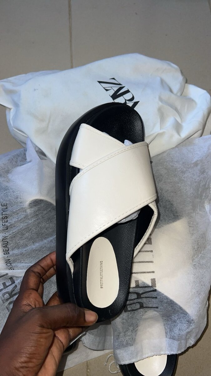 Sandales blanche pretty Little