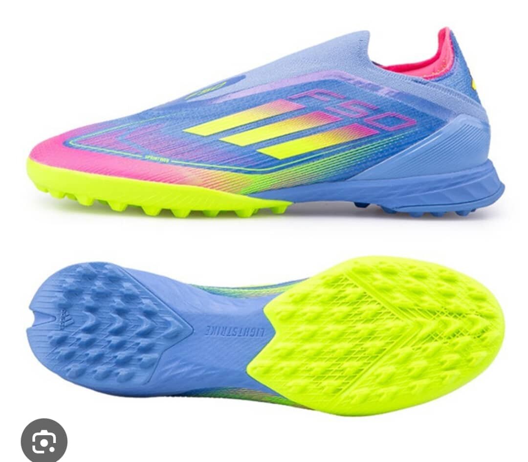 Chaussures de Foot Légères