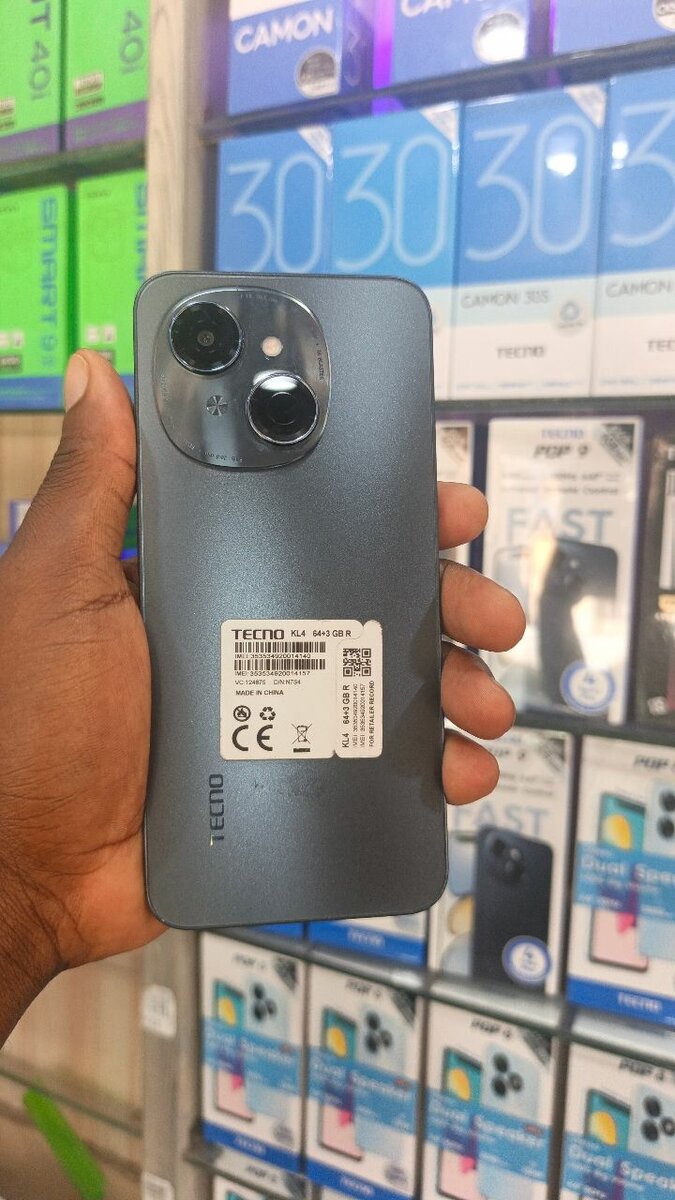 POP 9 (64+3)     a credit