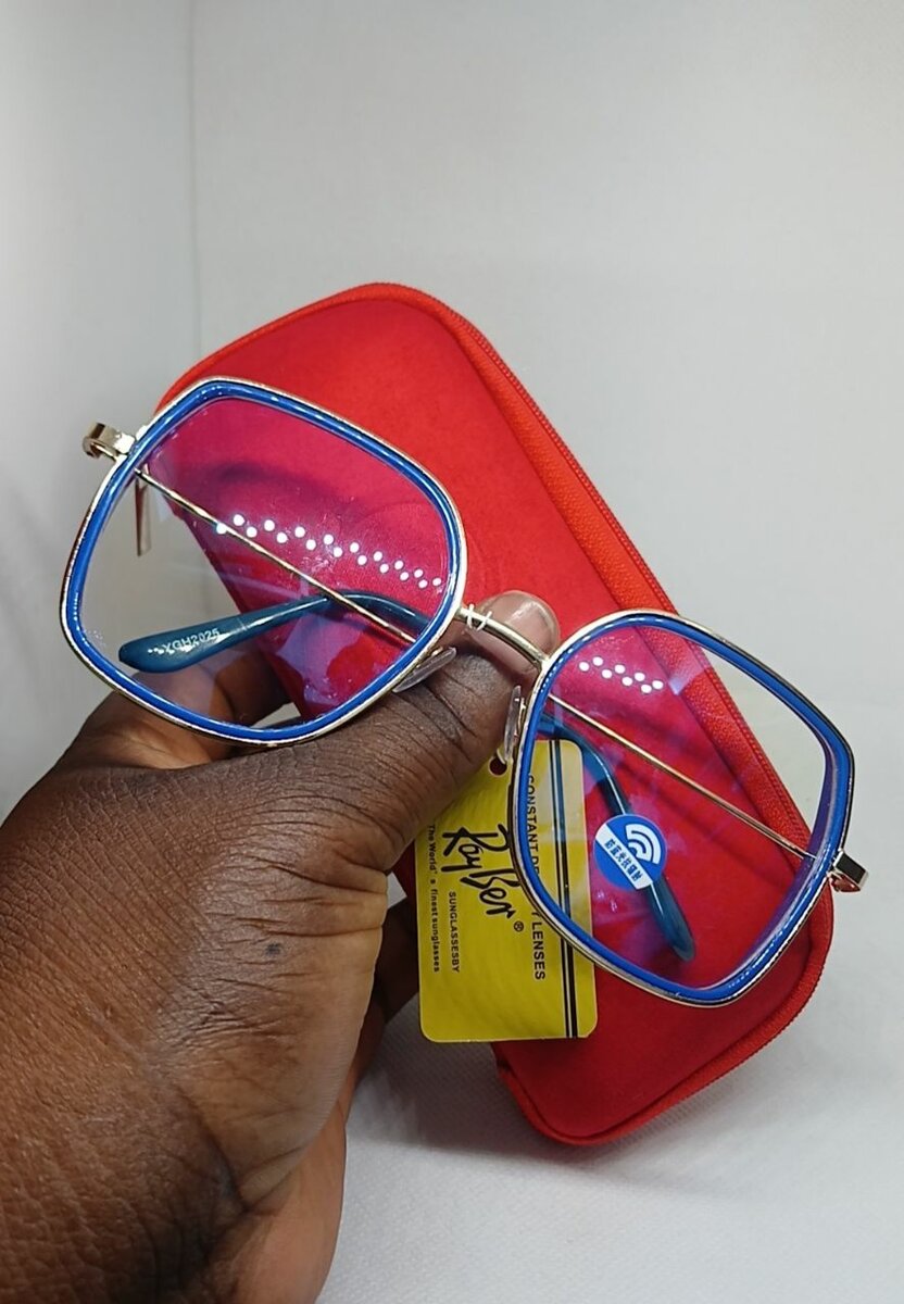 Non medicated glasses