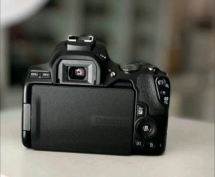 Appareil photo reflex Canon