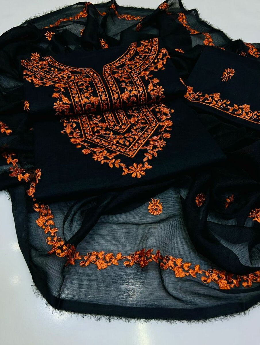 Luxury dresses lawn 3 pc ,dc free