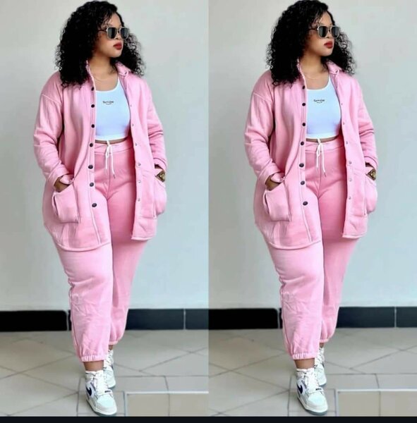 Ensemble de survêtement rose