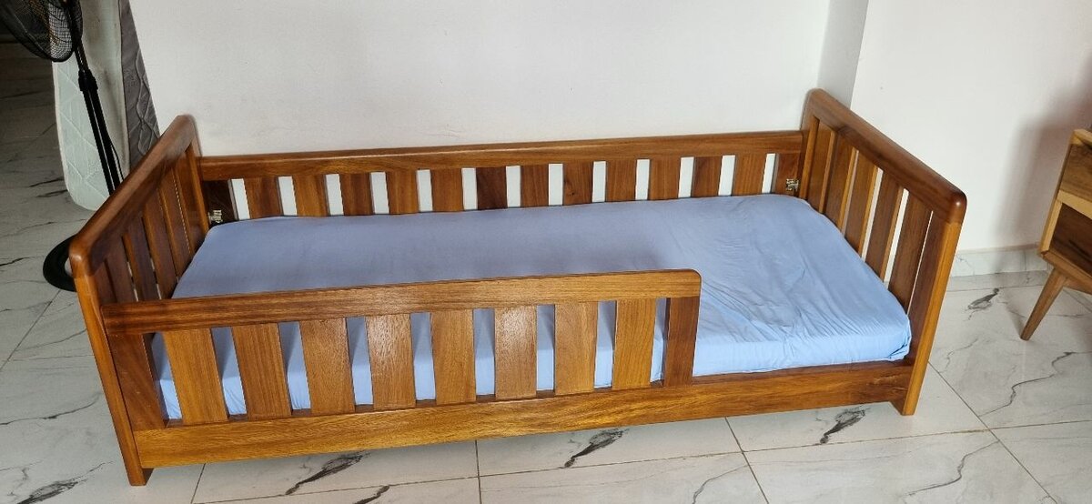 Solid Wood Toddler Bed