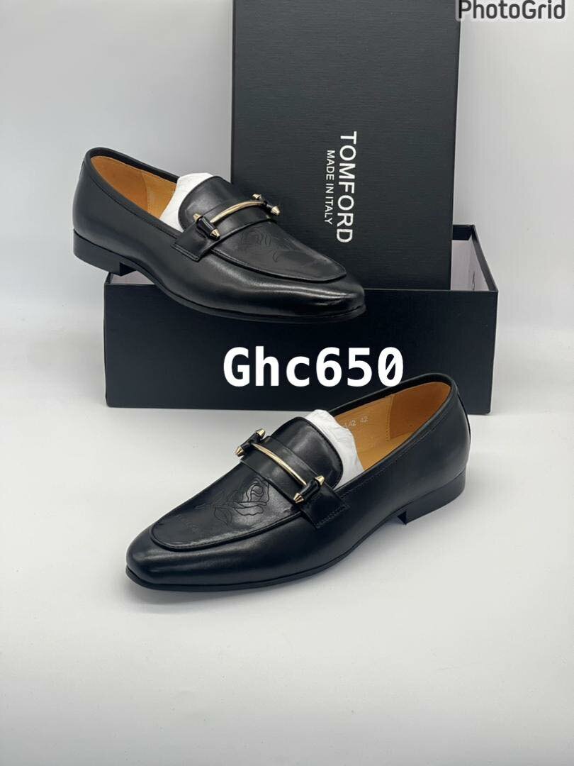 Classical black  shoes 