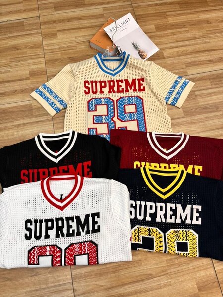 Maillots de sport Supreme