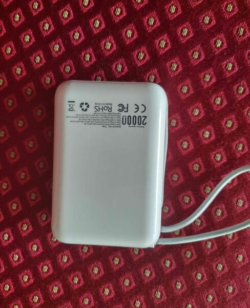 Chargeur portable 20000mAh blanc