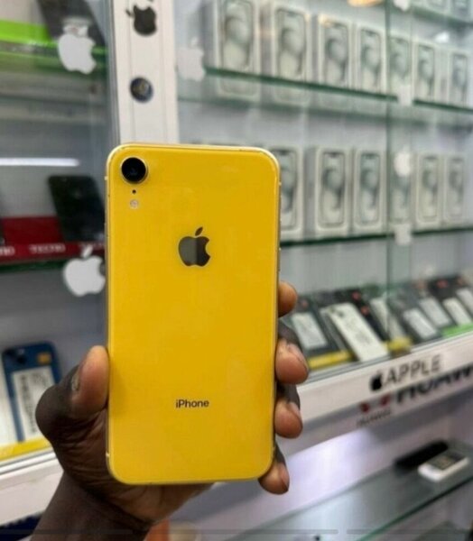 iPhone XR