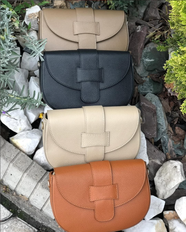 сумки разных цветов