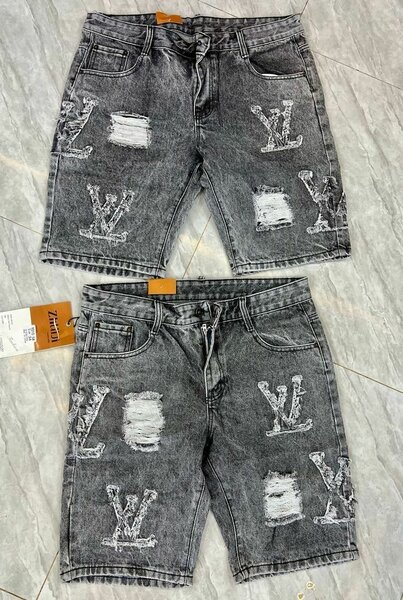 Short Jeans