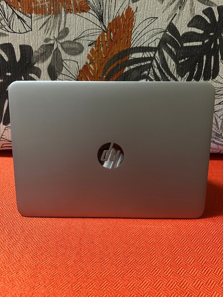 HP EliteBook 820 G3 - core i5