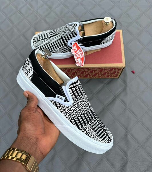 Vans Slip-On Noir et Blanc