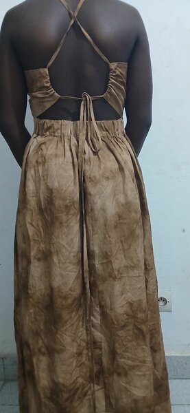 Robe longue dos nu bohème