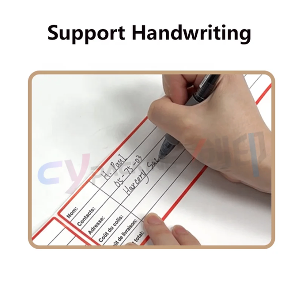 Étiquettes d'expédition adhésives