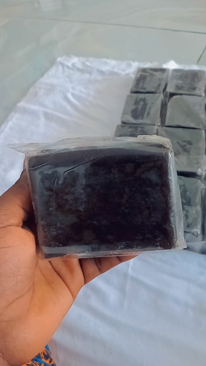 Savon noir du Nigeria