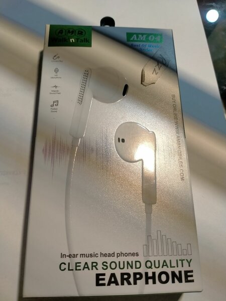 Earphone AM04