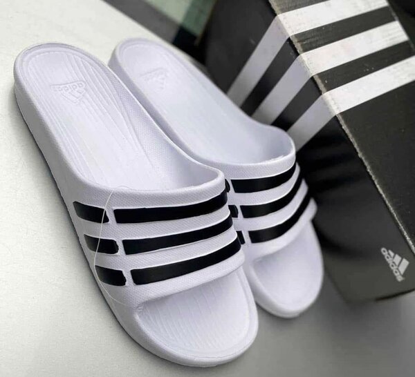 Tongs de sport Adidas