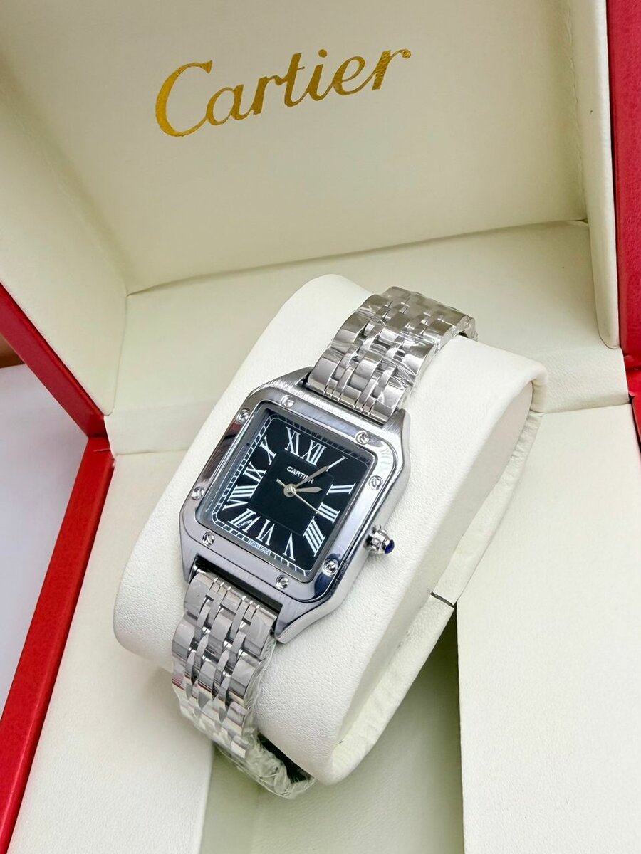 Montre Cartier Santos élégante