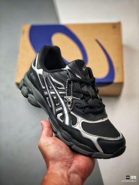 BASKET ASICS