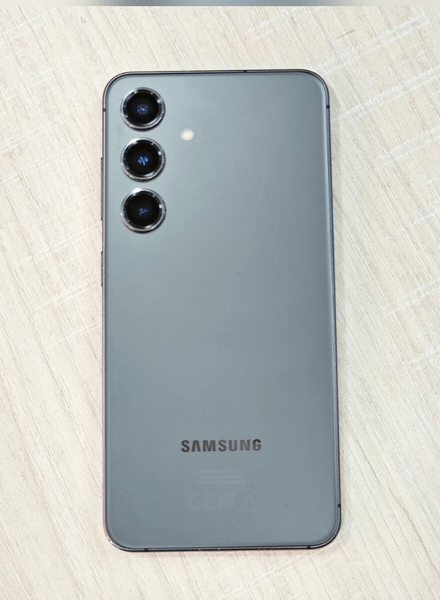 Samsung s24