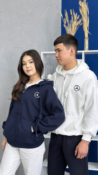 ЗипХуди MERCEDES