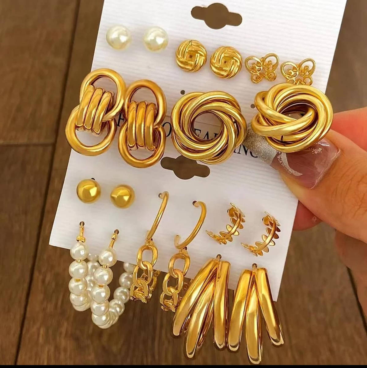 Earrings set