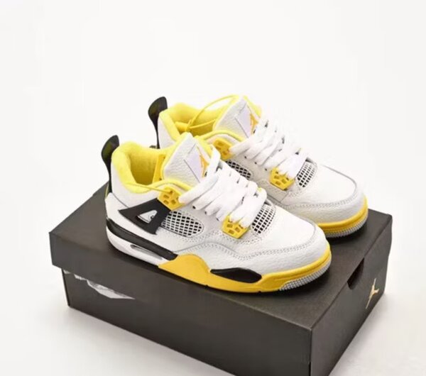 Jordan 4 white & yellow