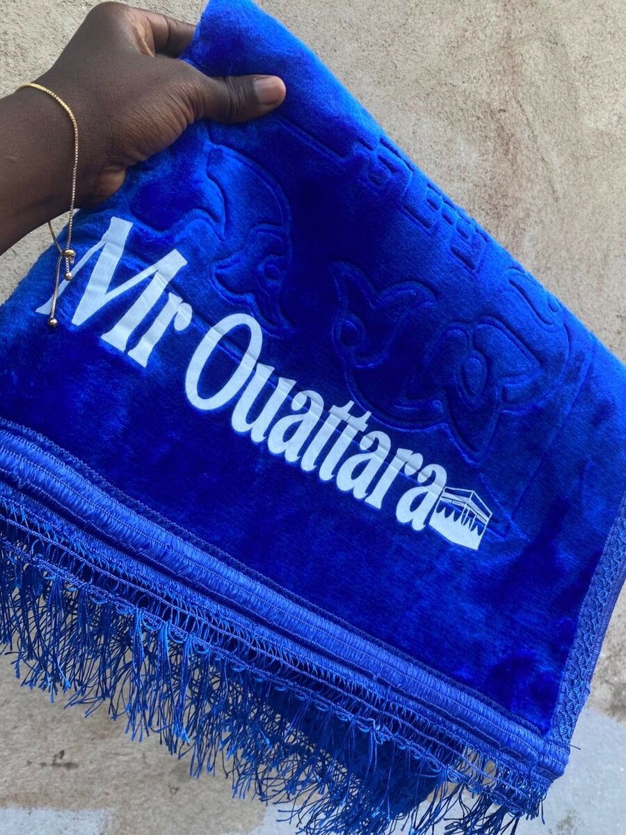 Boubou marocain et tapis personnalisé