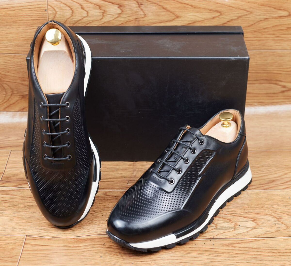 Baskets en cuir élégantes